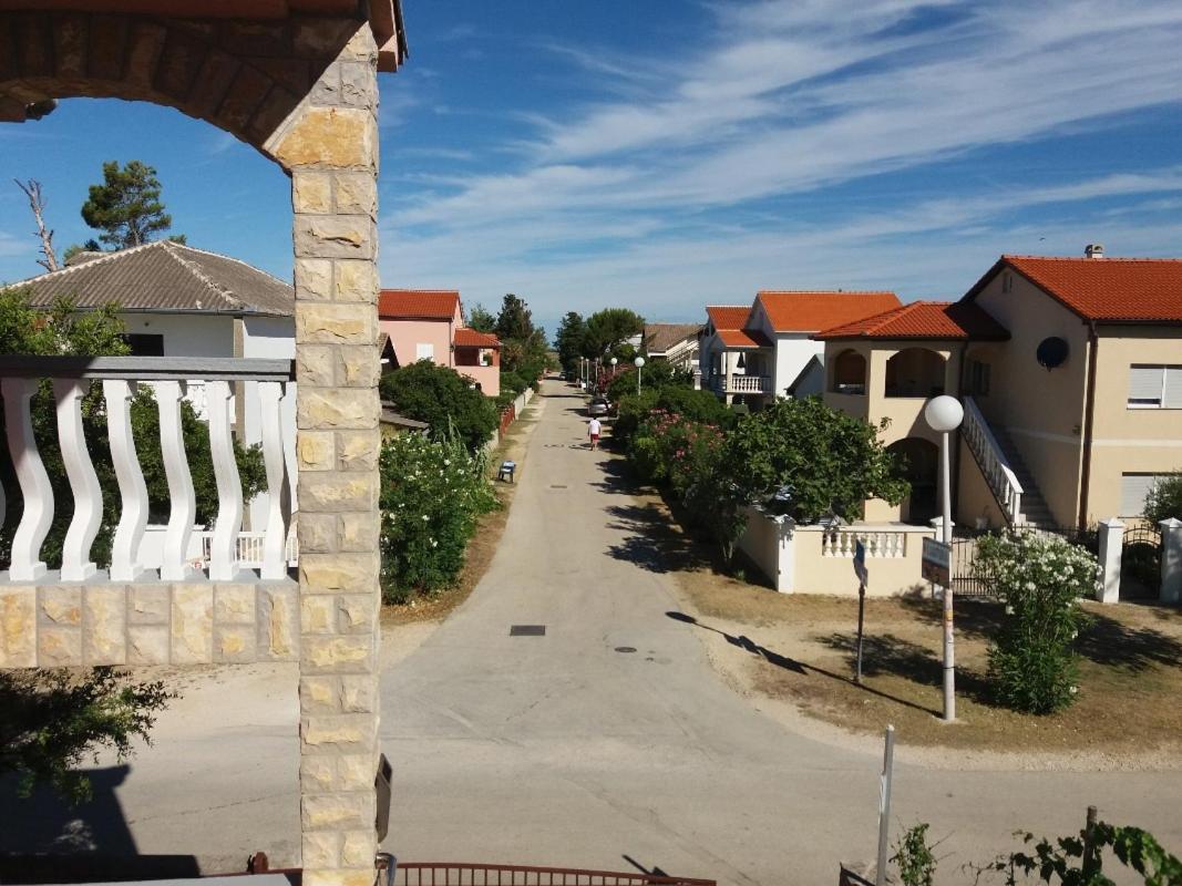Apartment Visnja -Near Queen Beach Nin Exterior photo